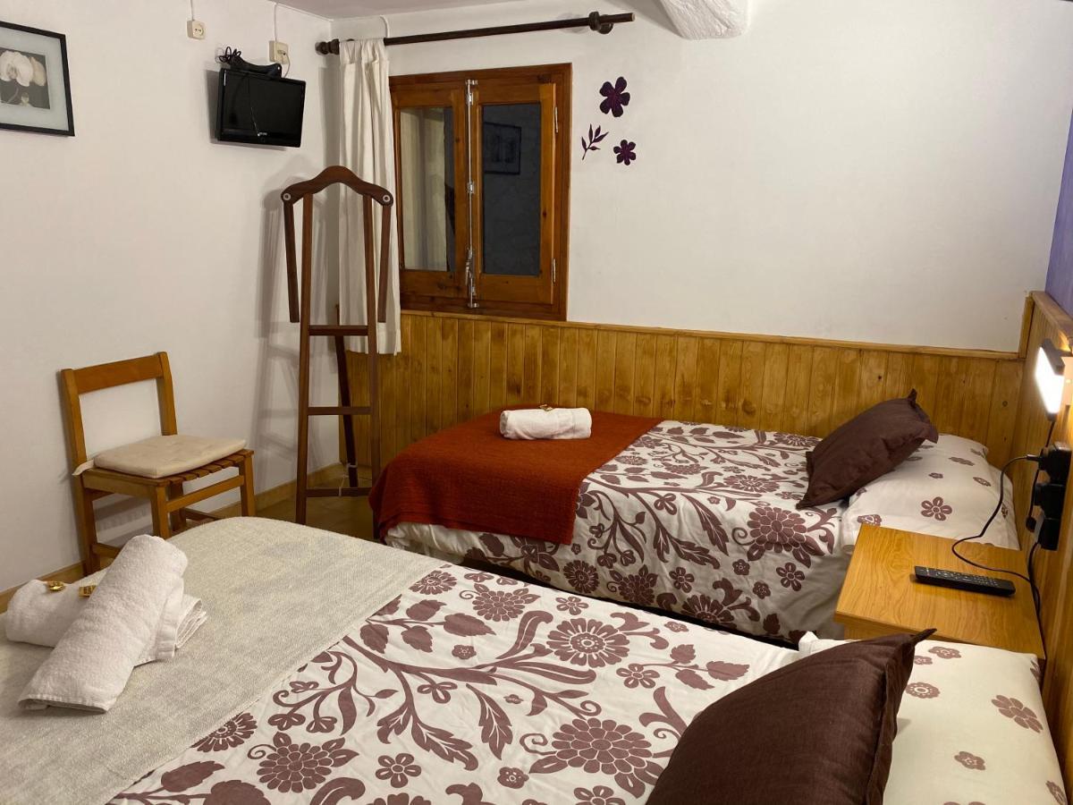 Gósol Hostal La Cuineta De Cal Triuet מראה חיצוני תמונה